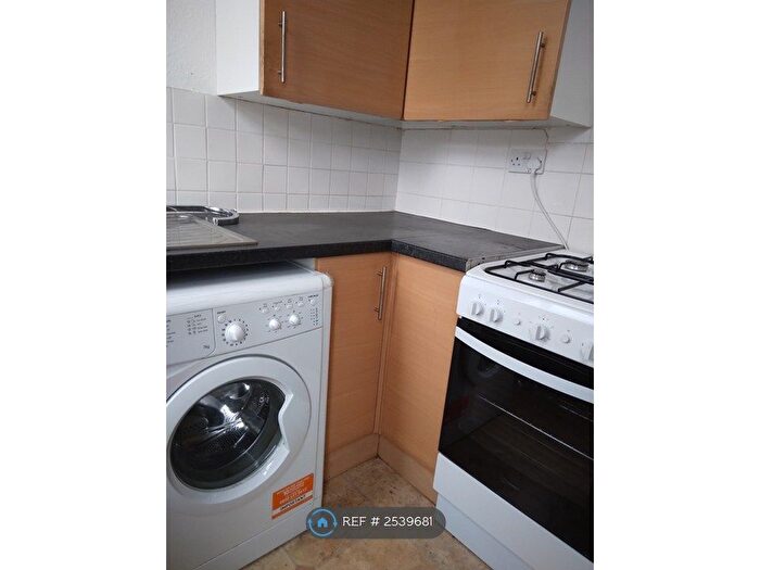 1 Bedroom Flat To Rent In Meadowbank, Belper, DE56