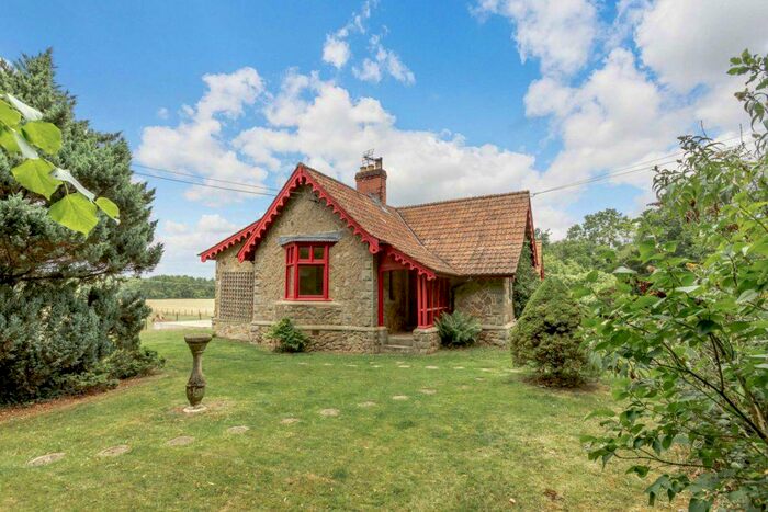 2 Bedroom Detached Bungalow To Rent In Yat Lodge, Bishopswood, Ross-On-Wye, HR9