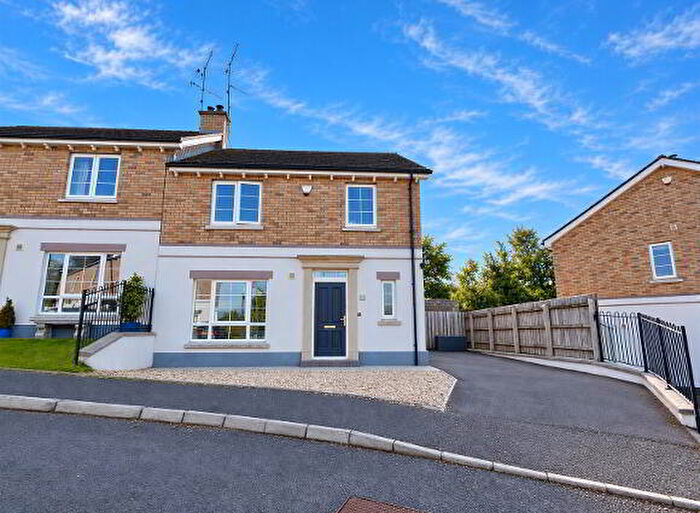 3 Bedroom Semi-Detached House For Sale In Bluebell Glade, Lisbellaw, BT94