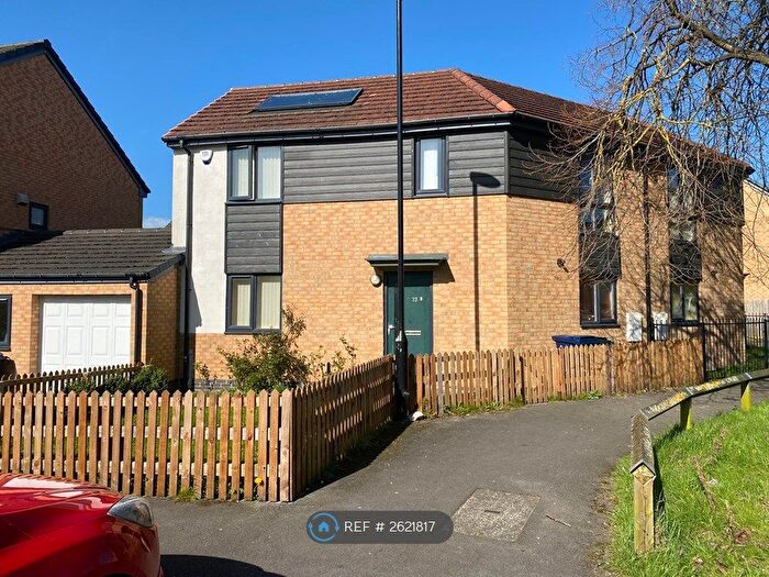 3 Bedroom Semi-Detached House To Rent In Moulton Place, Newcastle Upon Tyne, NE5
