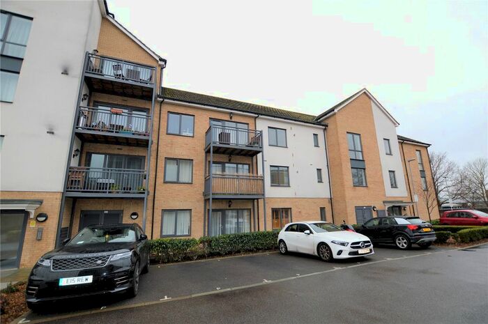 2 Bedroom Flat To Rent In Watson Place, London, SE25