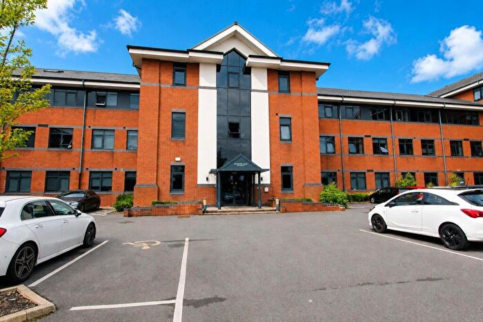 Studio To Rent In Dawsons Square, Pudsey, LS28