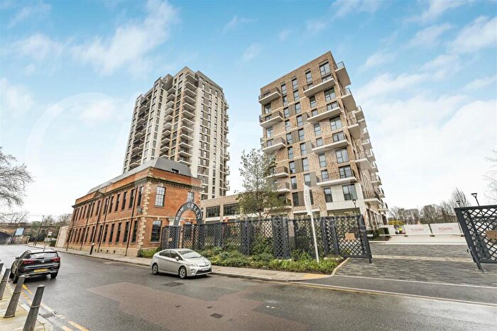 1 Bedroom Flat For Sale In Maple Mews, London, E3