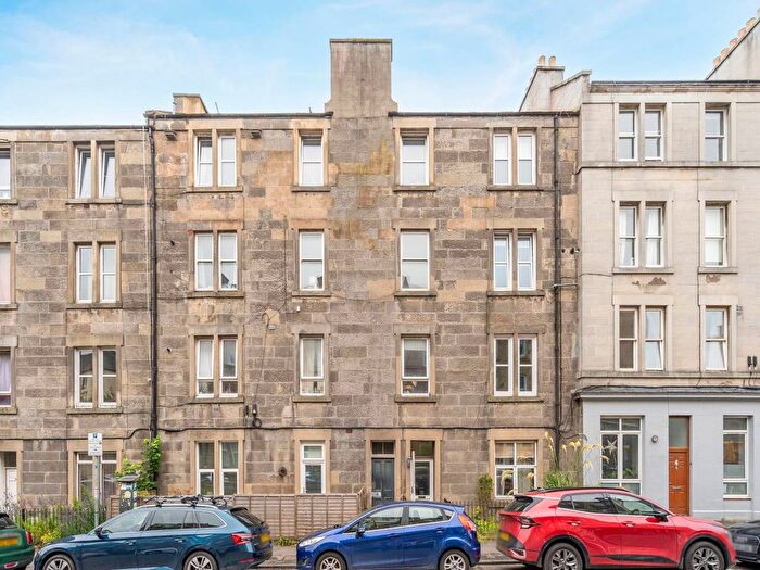2 Bedroom Flat To Rent In Orwell Place, Dalry, Edinburgh, EH11