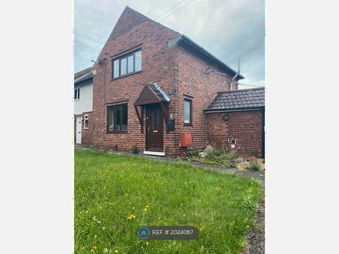 2 Bedroom Semi-Detached House To Rent In Pine Street, Hollingwood, Chesterfield, S43