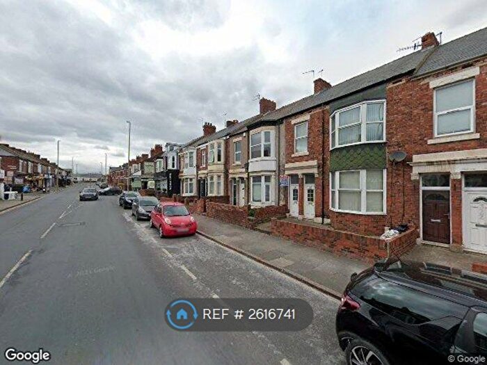 3 Bedroom Flat To Rent In Stanhope Road, South Shields, NE33