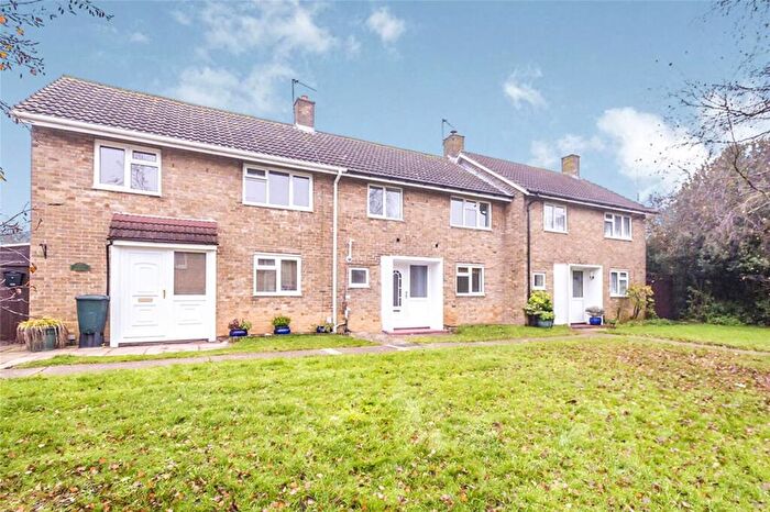 3 Bedroom Terraced House To Rent In Thistle Grove, Welwyn Garden City, Hertfordshire, AL7