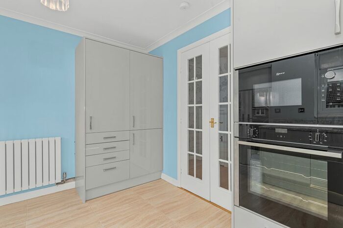 2 Bedroom Semi-Detached House For Sale In Union Place, Brightons, Falkirk, FK2