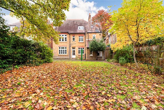 1 Bedroom Flat For Sale In Briar Walk, Putney, London, SW15