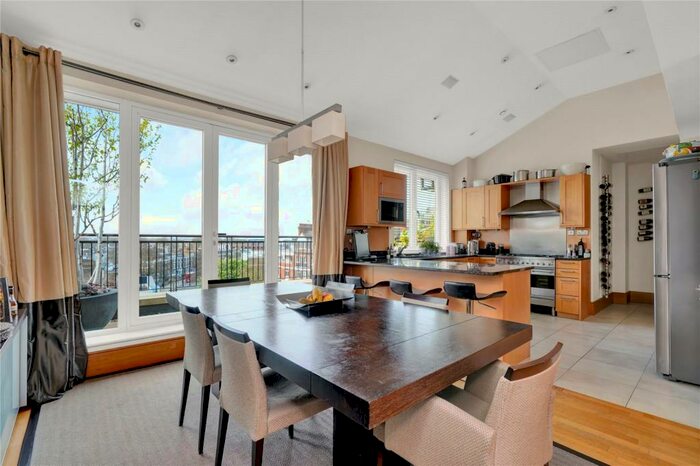 3 Bedroom Penthouse To Rent In Lucas House, Kings Road, London, SW10