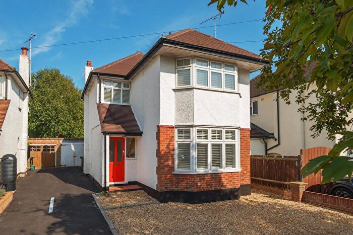 3 Bedroom Detached House For Sale In Horsell, GU21