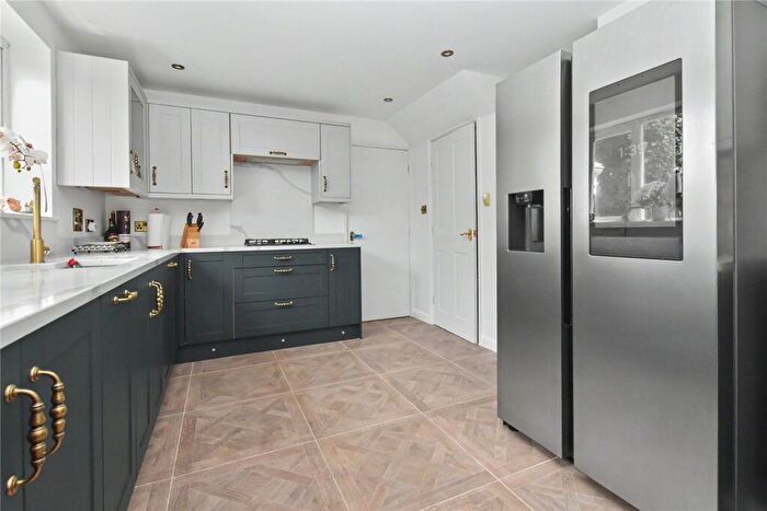 4 Bedroom Detached House For Sale In Woodlea Green, Meanwood, Leeds, LS6