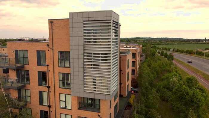 3 Bedroom Flat To Rent In Dakins House, Beech Drive, Cambridge, Cambridgeshire, CB2