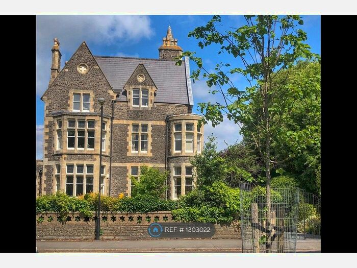 2 Bedroom Flat To Rent In Rockleaze, Bristol BS9