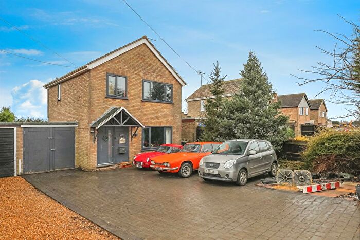 3 Bedroom Detached House For Sale In Herne Road, Ramsey, Huntingdon, PE26