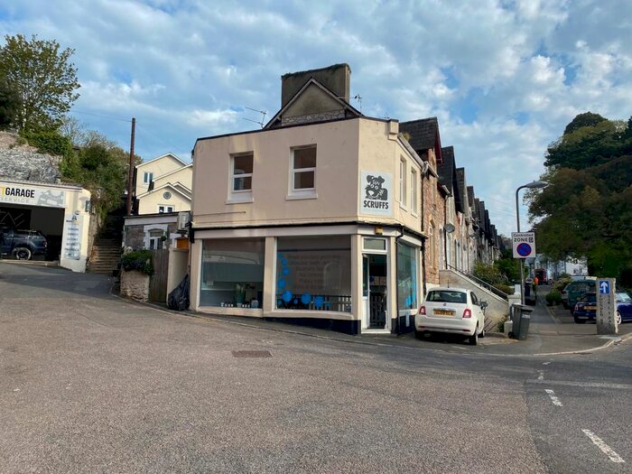 Studio To Rent In Ellacombe Rd, Torquay, Devon, TQ1