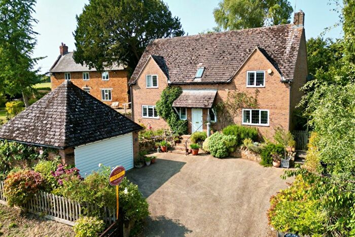 4 Bedroom Detached House For Sale In Main Street, Great Brington, Northampton, NN7