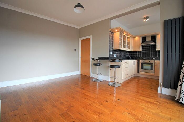 2 Bedroom Flat To Rent In West Park Drive, Blackpool, FY3