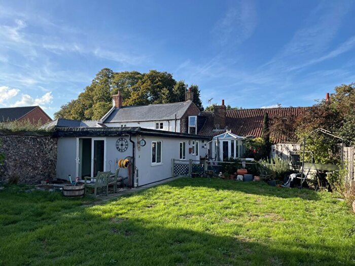 4 Bedroom Terraced House For Sale In The Green, Thetford, IP25