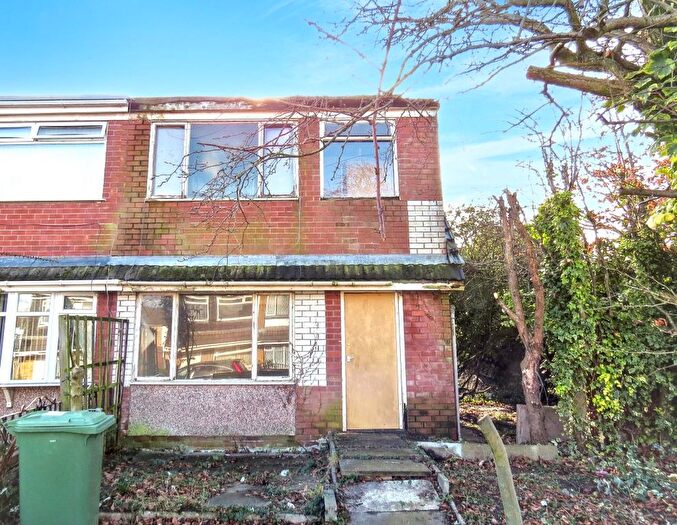 3 Bedroom Semi-Detached House For Sale In Hornby Crescent, Clock Face, St. Helens, WA9