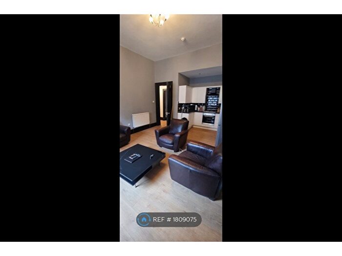2 Bedroom Flat To Rent In Bath Street, Glasgow, G2