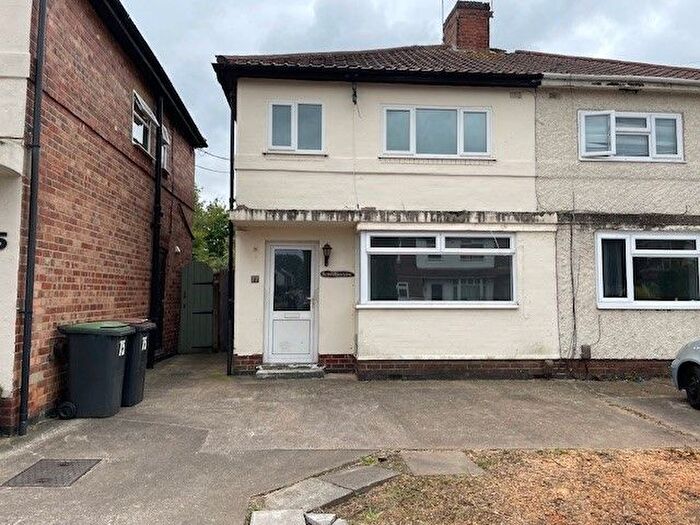 3 Bedroom Semi-Detached House To Rent In Peveril Road, Nottingham, NG9