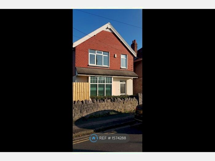3 Bedroom Detached House To Rent In Hill Rd, Worle, Weston.S.Mare, BS22