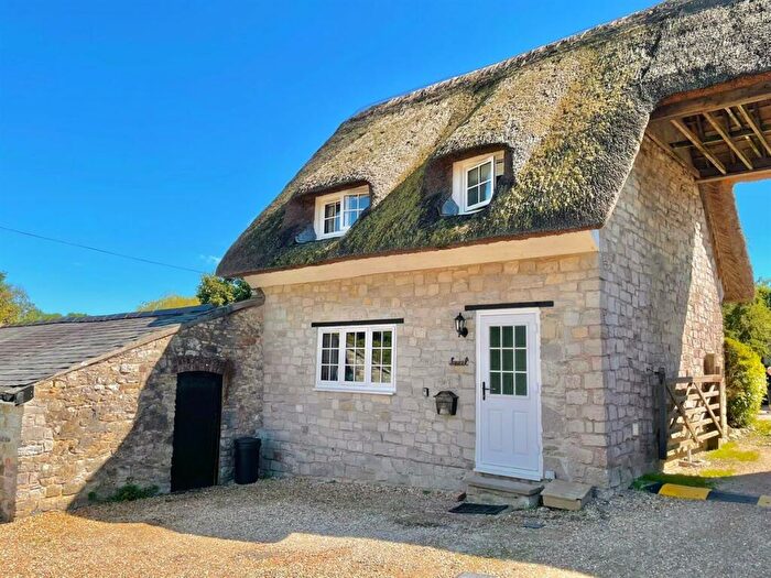 2 Bedroom Cottage For Sale In Laurel Cottage, Osmington, DT3