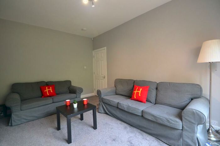 6 Bedroom Semi-Detached House To Rent In Lace Street, Dunkirk, Nottingham, NG7