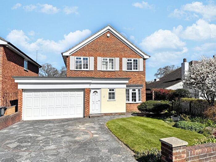 4 Bedroom Detached House For Sale In St Johns Road, Petts Wood, Orpington, BR5