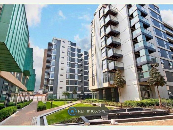 2 Bedroom Flat To Rent In Pear Tree Street, London, EC1V