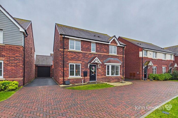 4 Bedroom Detached House For Sale In Roman Drive, Burton-on-Trent, DE13