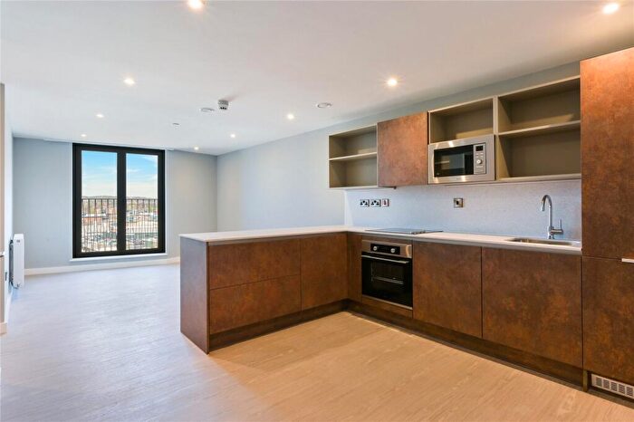 1 Bedroom Apartment To Rent In Spinners Yard, Spinners Lane, LS7