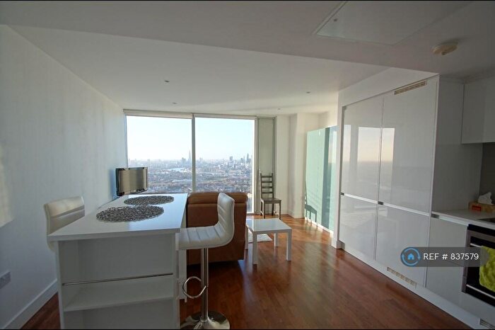 1 Bedroom Flat To Rent In Marsh Wall, London, E14