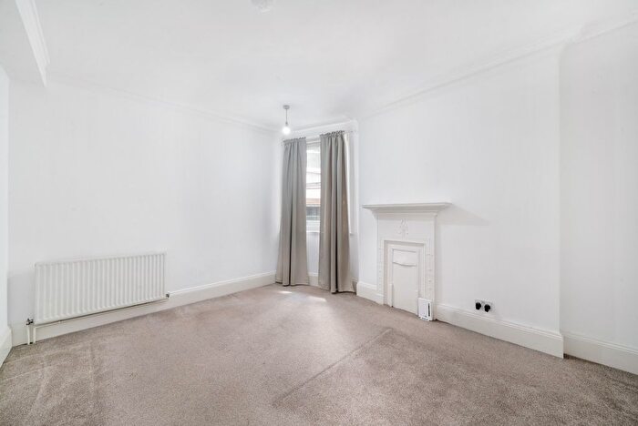 4 Bedroom Flat For Sale In Marylebone Road, London, NW1