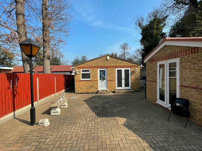 Studio To Rent In Carlton Road, London, DA8