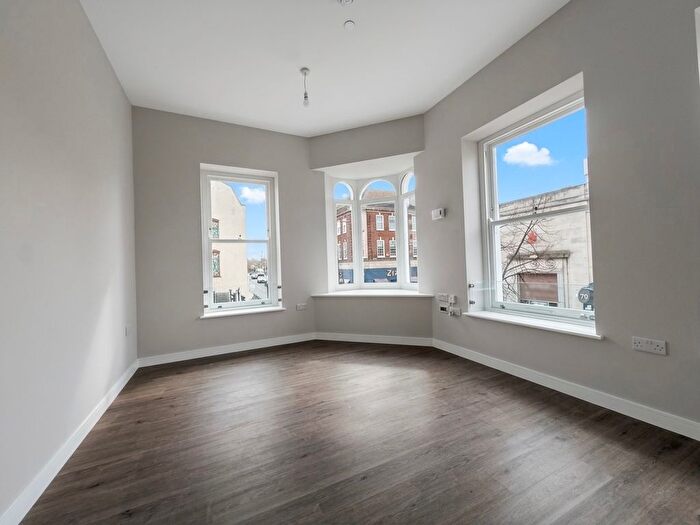 1 Bedroom Flat To Rent In Sutton Court Road, Sutton, SM1