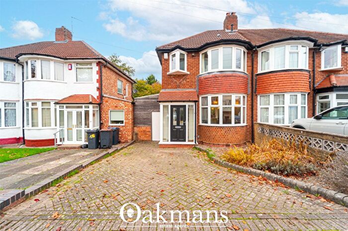 3 Bedroom Semi-Detached House For Sale In Corisande Road, Birmingham, West Midlands, B29