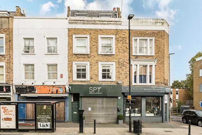 2 Bedroom Flat To Rent In Lavender Hill, London, SW11