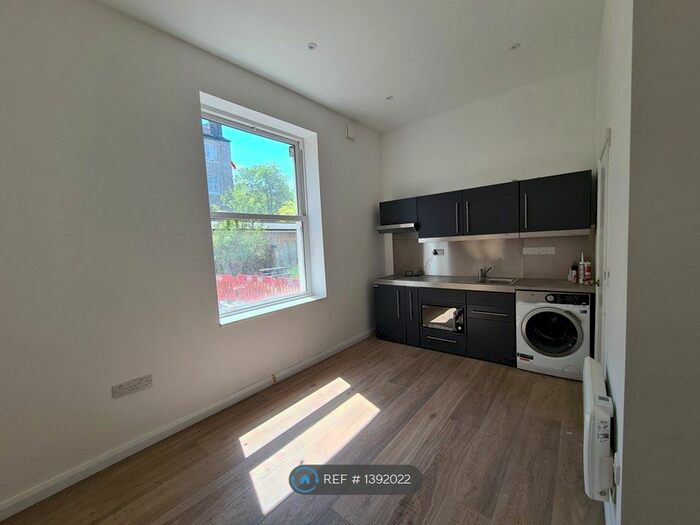 Studio To Rent In Goulton Road, London, E5