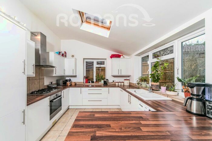 3 Bedroom Semi-Detached House To Rent In Stuart Close, Emmer Green, Reading RG4