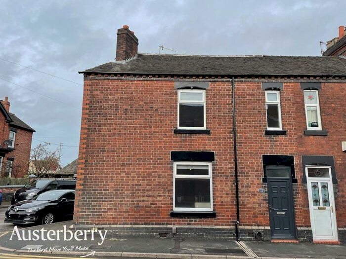 3 Bedroom Terraced House To Rent In Grove Road, Heron Cross, Stoke-On-Trent, ST4