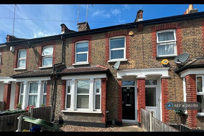 3 Bedroom Terraced House To Rent In Kingsfield Terrace, Dartford, DA1