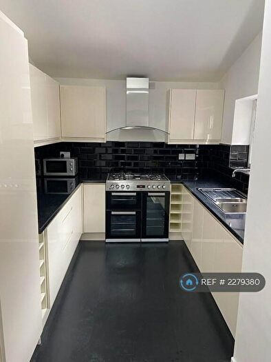 6 Bedroom Terraced House To Rent In Leopold Road, Liverpool, L7