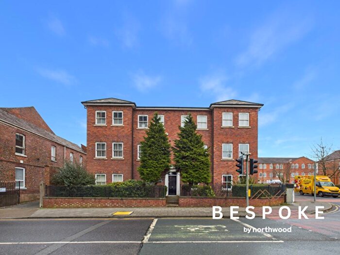 2 Bedroom Flat For Sale In Higher Hillgate, Stockport, SK1