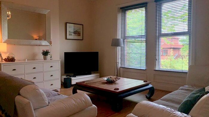 3 Bedroom Flat To Rent In Osborne Road, Jesmond, Newcastle Upon Tyne, NE2