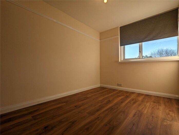 1 Bedroom Flat To Rent In Bryony House, Jocks Lane, Bracknell, RG42
