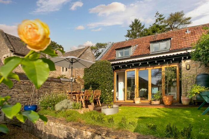 3 Bedroom Property For Sale In Cold Ashton, Chippenham, SN14