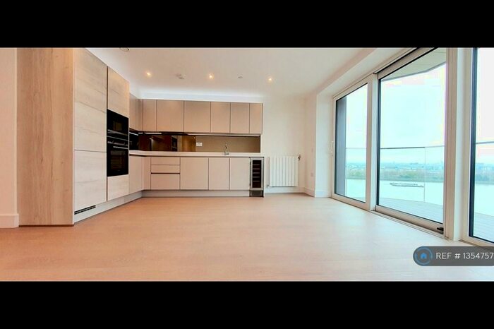 2 Bedroom Flat To Rent In Forbes Apartments, London, SE18