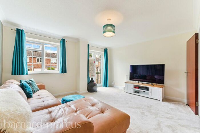4 Bedroom House To Rent In Langley Park Road, Sutton, SM2